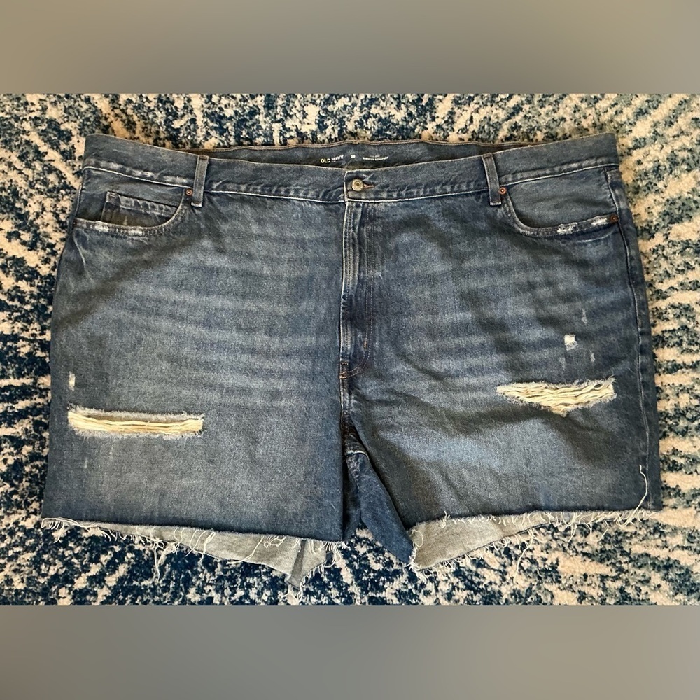 Old Navy High Rise Slouchy Straight Jean Shorts (NWOT)